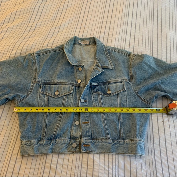 1980s Vintage Cropped Denim Jacket (very Rock n’ Roll) - Picture 5 of 7